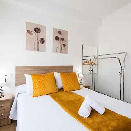 Boliches On The Beach, Ideal Parejas Appartement